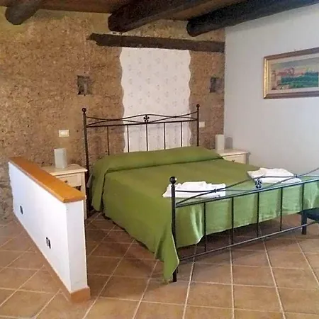 Bed & Breakfast Il Melograno Tortorella